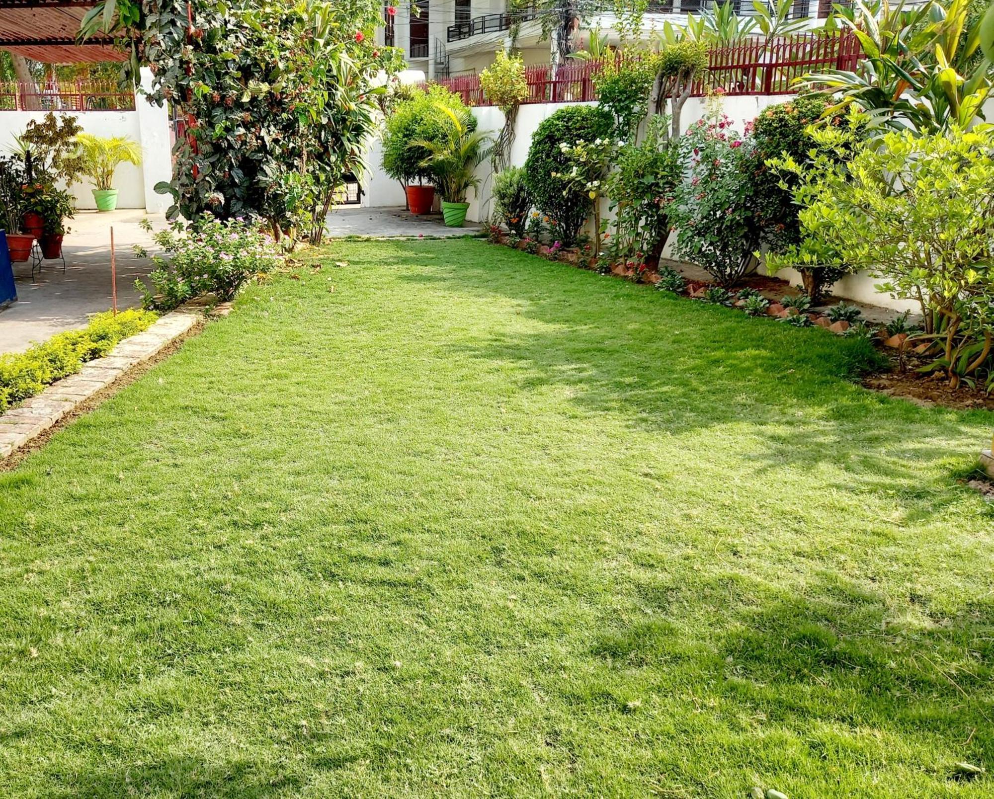 Garden View Residency Acomodação com café da manhã Lucknow Exterior foto